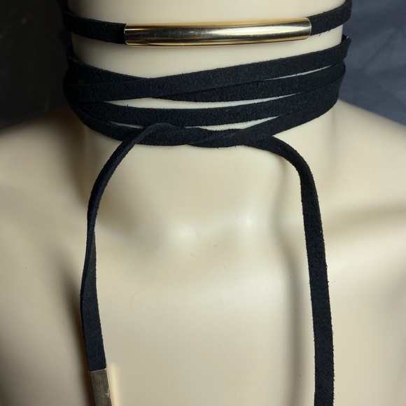 Black Gold Wrap Bow Tie Choker Necklace - Picture 1 of 1